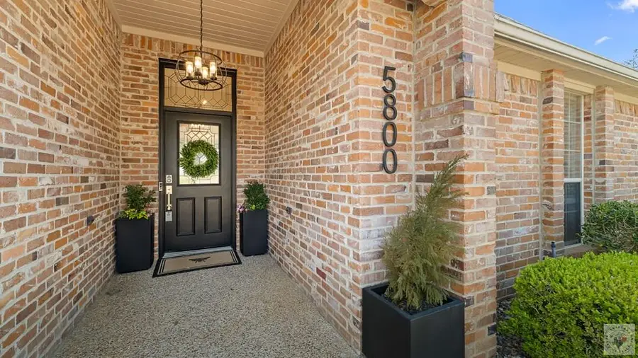 5800 Stoneridge Dr, Texarkana, TX 75503 - #2