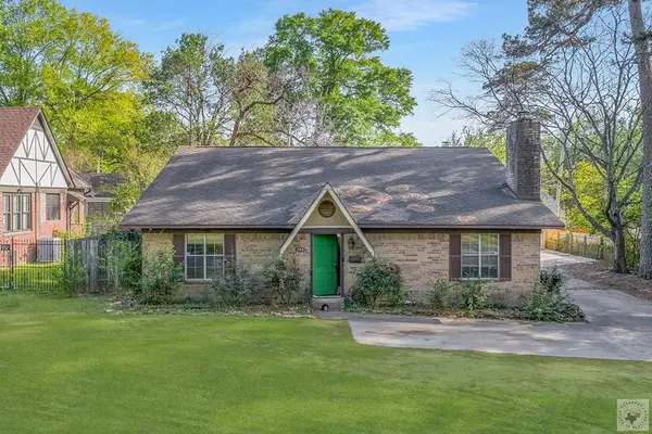 300 E 20th, Texarkana, AR 71854