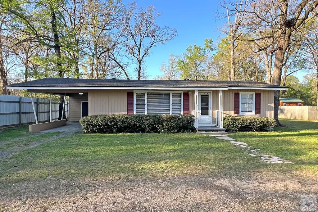 209 Roosevelt, Hooks, TX 75561 - #1