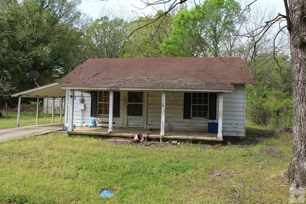 1110 S Walker Street, Hope, AR 71801 - #1