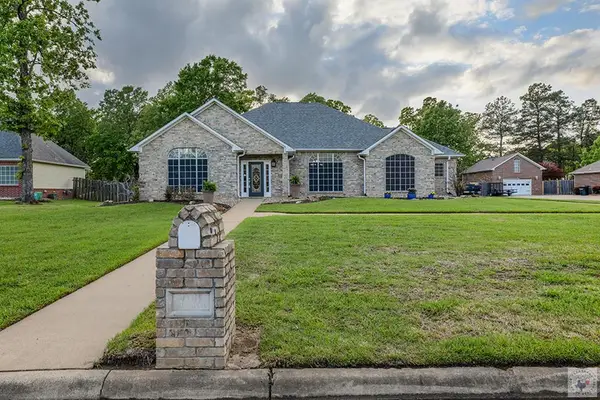 7101 Tall Oaks Dr., Texarkana, AR 71854