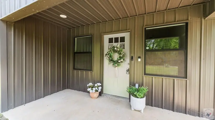 109 Shiloh St, Maud, TX 75567 - #2