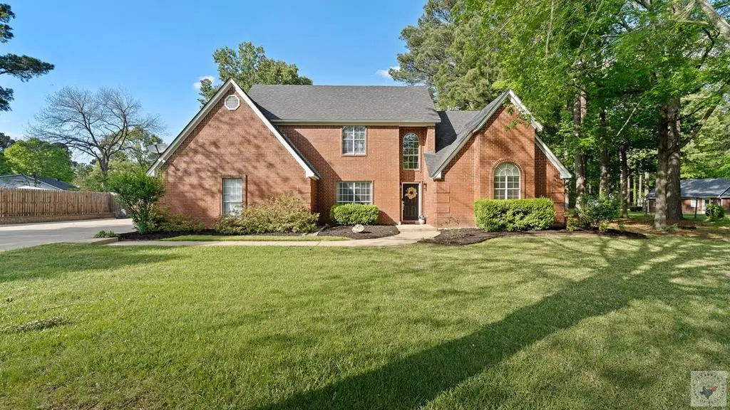 5004 Woodgate Dr, Texarkana, TX 75503 - #1