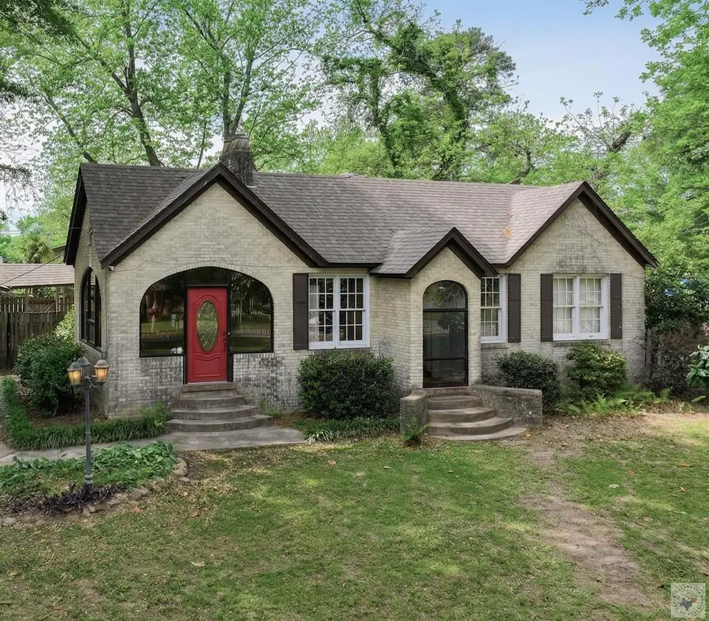 331 NW Church St, De Kalb, TX 75559 - #1