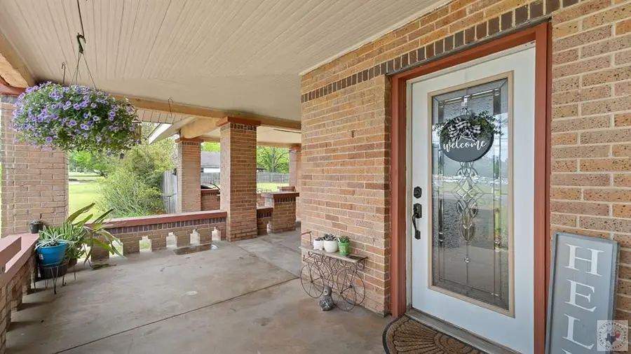 804 E. Main St., Atlanta, TX 75551 - #3