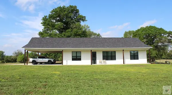 2420 County Road 4107, New Boston, TX 75570