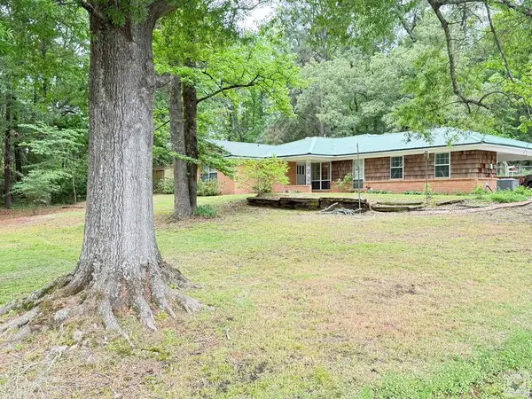 16 Turtle Creek Dr., Texarkana, AR 71854