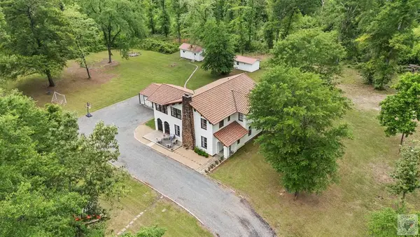 827 Elliott Rd, Texarkana, TX 75501