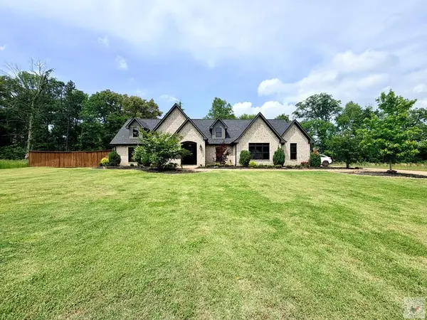 8114 Gadwall Trl, Texarkana, TX 75503