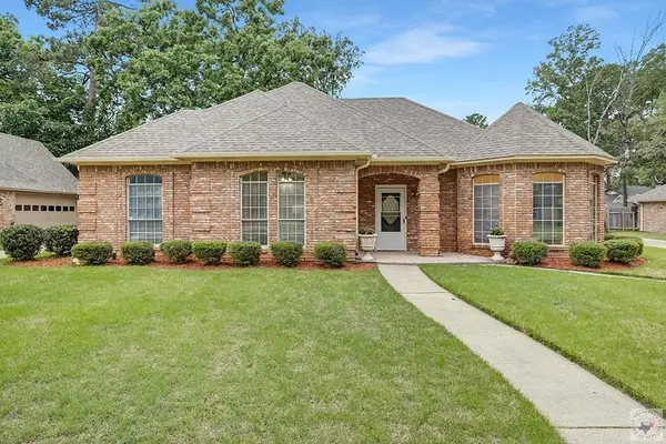 6007 Stoneridge Dr, Texarkana, TX 75503