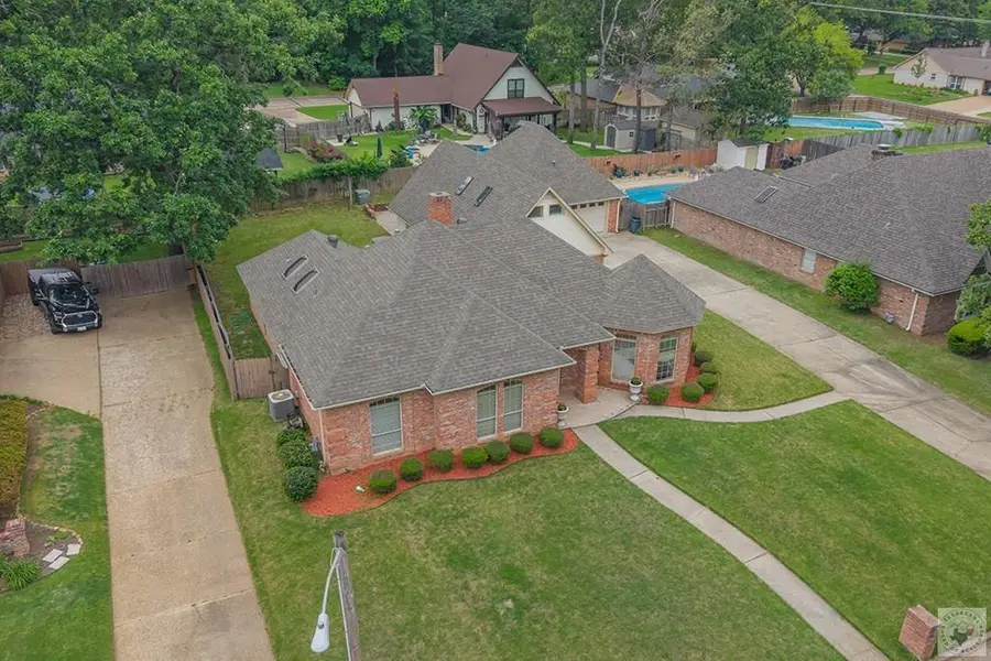 6007 Stoneridge Dr, Texarkana, TX 75503 - #2
