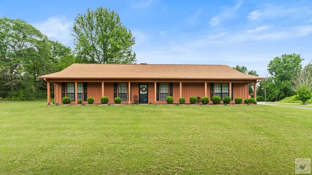 3211 Country Club Lane, Hope, AR 71801 - #1