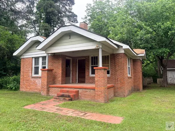 1911 Allen, Texarkana, TX 75501