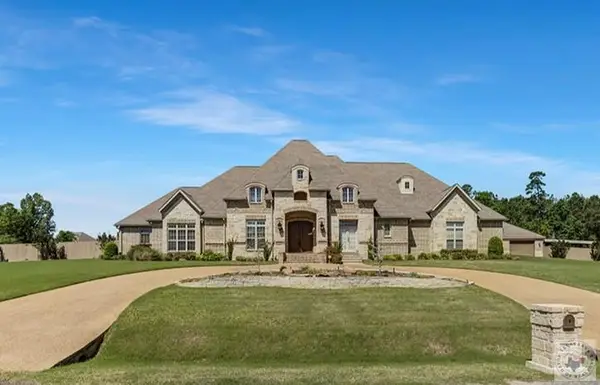 25 Red Bird Circle, Texarkana, TX 75501