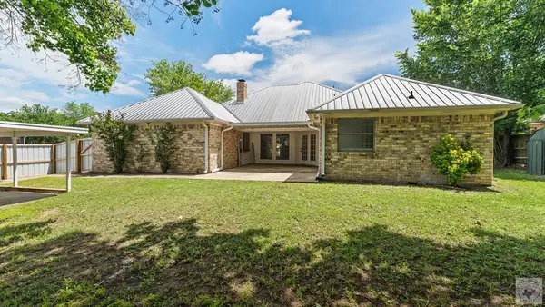 5909 Forest Bend Ln, Texarkana, AR 71854