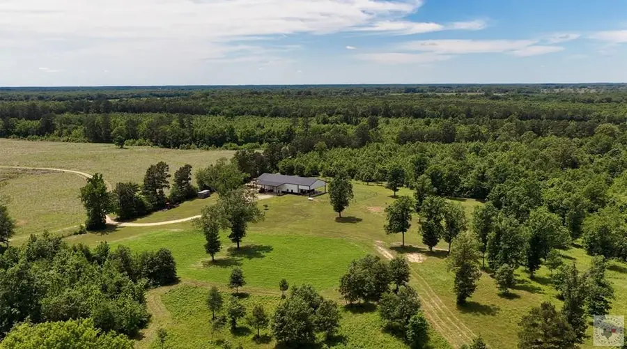 3518 Fm 1701, De Kalb, TX 75559 - #3