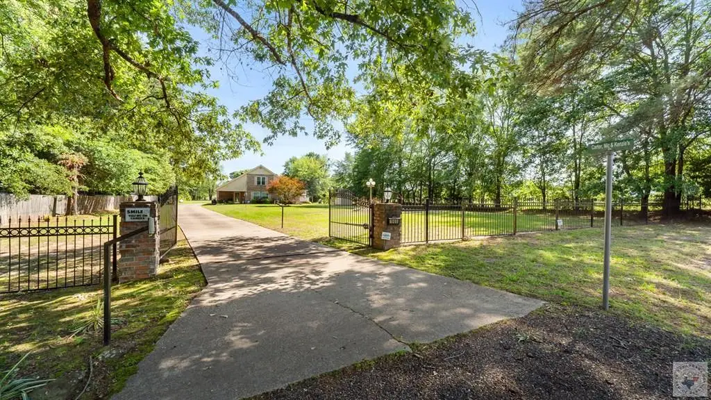 1960 Gun Club Road, Texarkana, TX 75501 - #1