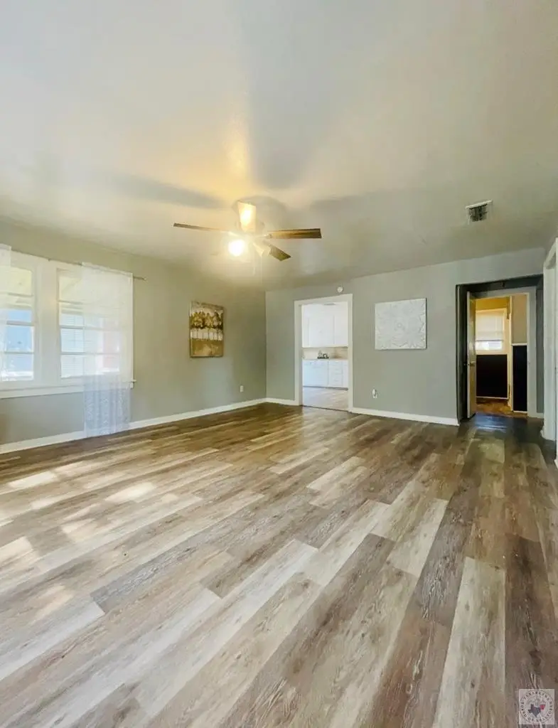 804 Mary St, Texarkana, AR 71854 - #3