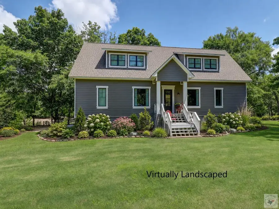 1040 Vaughn Rd, Glenwood, AR 71943 - #2