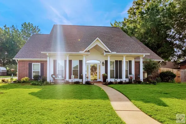 5802 Whitney Ln, Texarkana, TX 75503