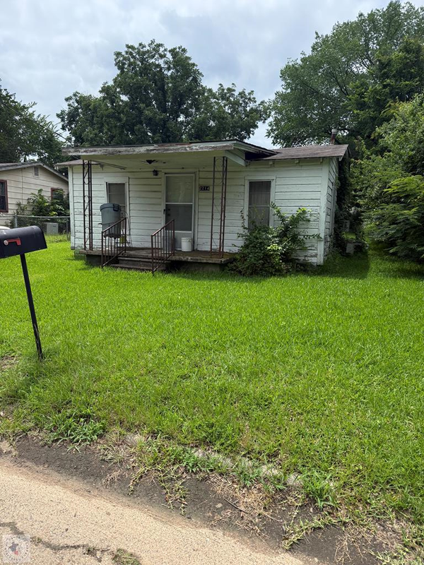 2214 Grove Texarkana, Texarkana, AR 71854