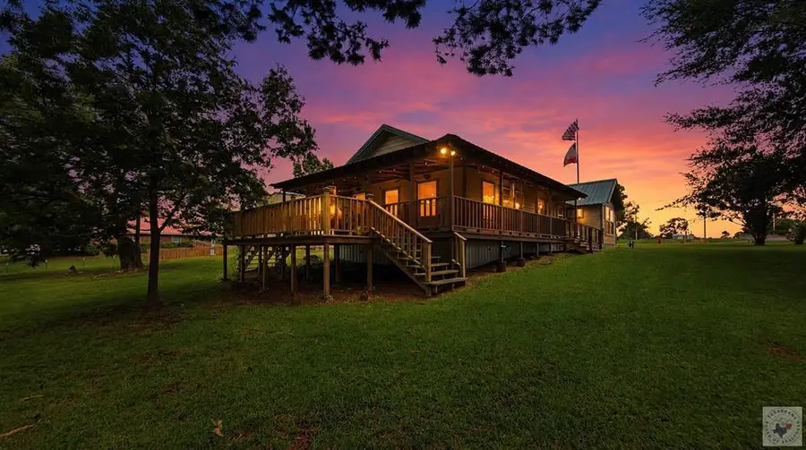 190 E Nevada, Avery, TX 75554 - #3