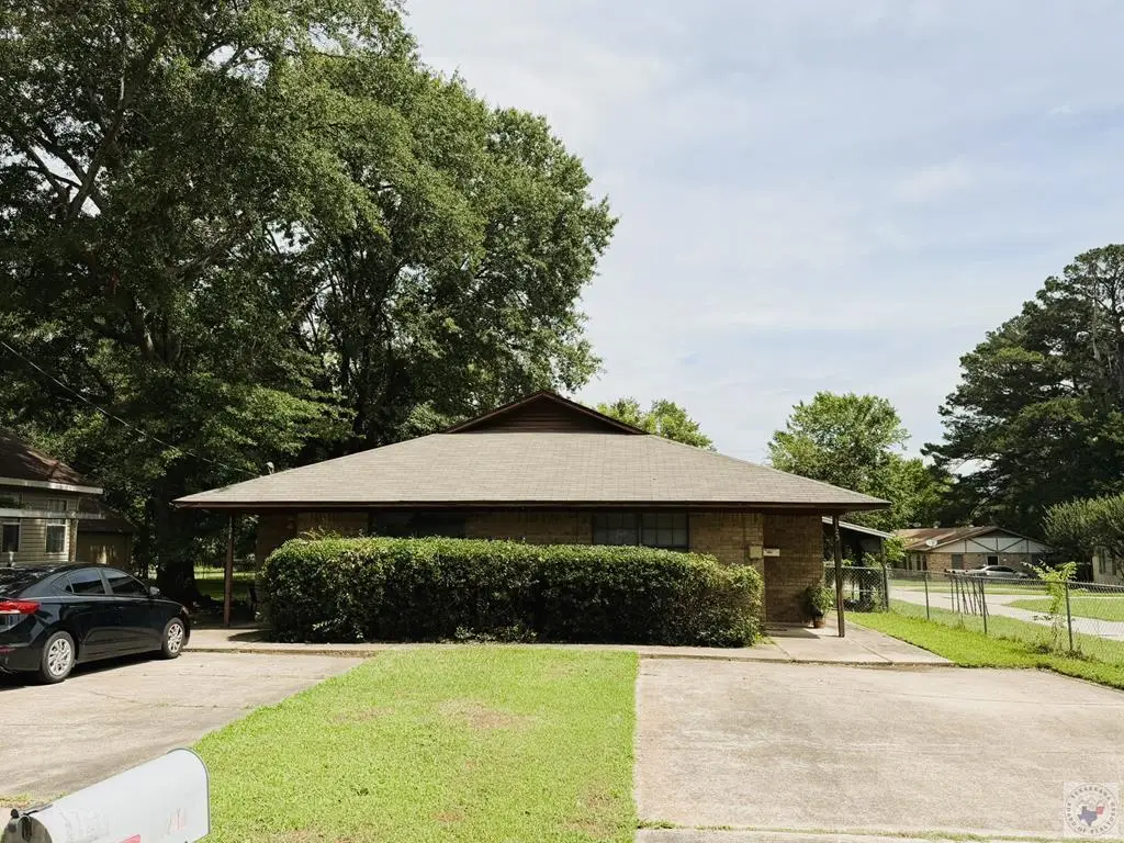 1121-1123 E 18th, Texarkana, AR 71854 - #1