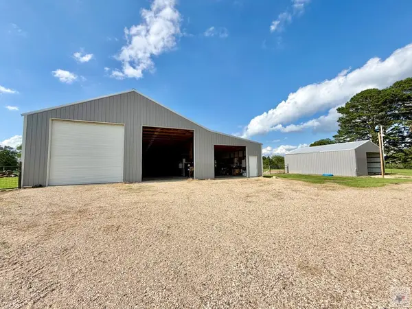 6650 Fm 2149, Maud, TX 75567