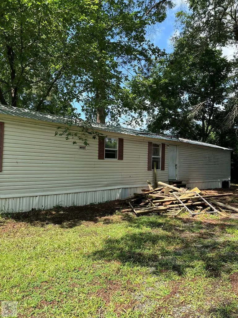 204 E 7th, Hooks, TX 75561 - #1