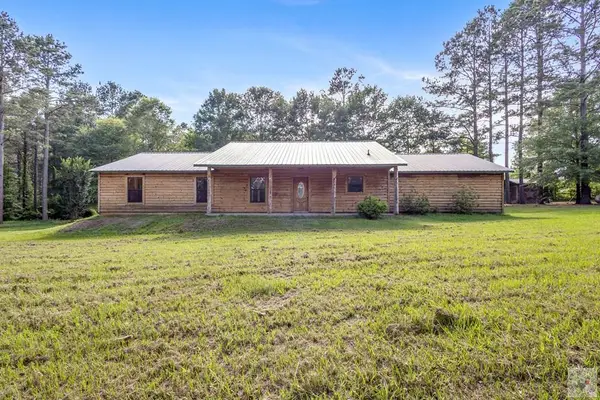 222 Hempstead 148, Hope, AR 71801