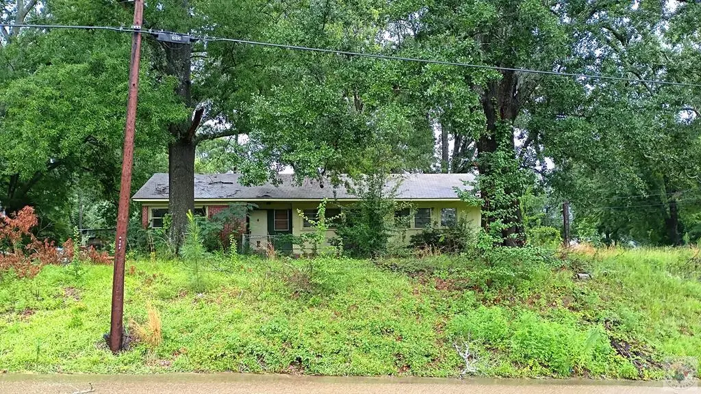 302 Butler Street, Atlanta, TX 75551 - #1