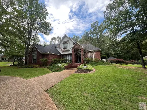 6412 Lakeridge Drive, Texarkana, TX 75503