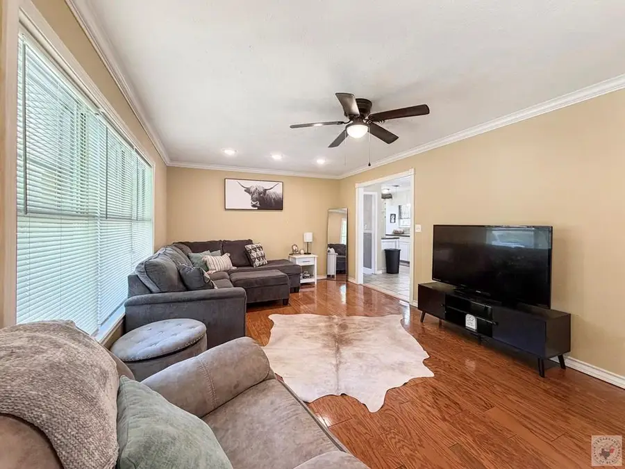 102 Myrtle Dr, New Boston, TX 75570 - #2