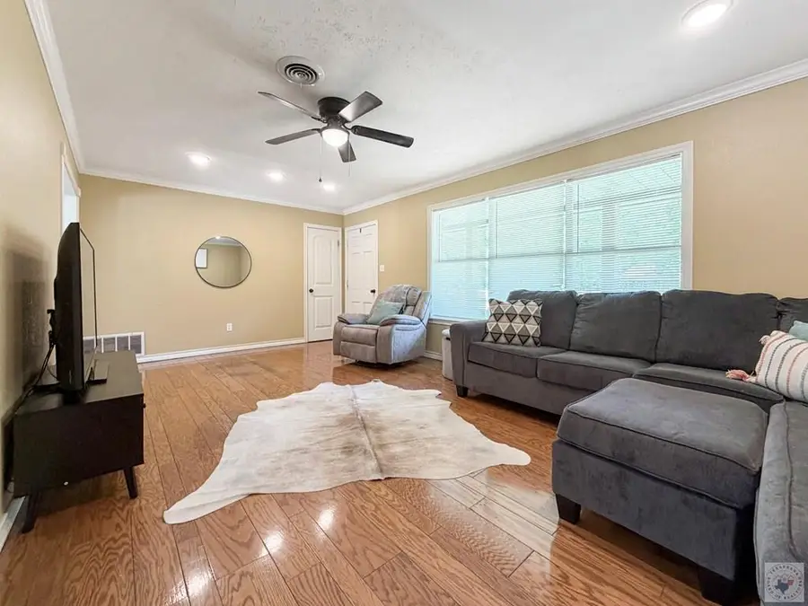 102 Myrtle Dr, New Boston, TX 75570 - #3