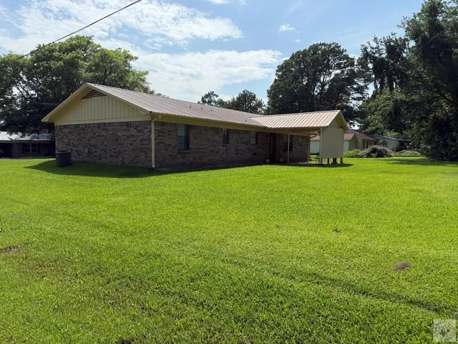 127 Dalby Street, De Kalb, TX 75559 - #2