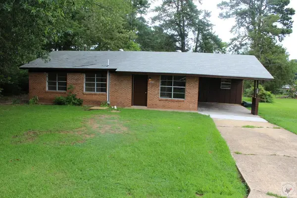 1400 E Floyd Young Jr. Ave., Hope, AR 71801