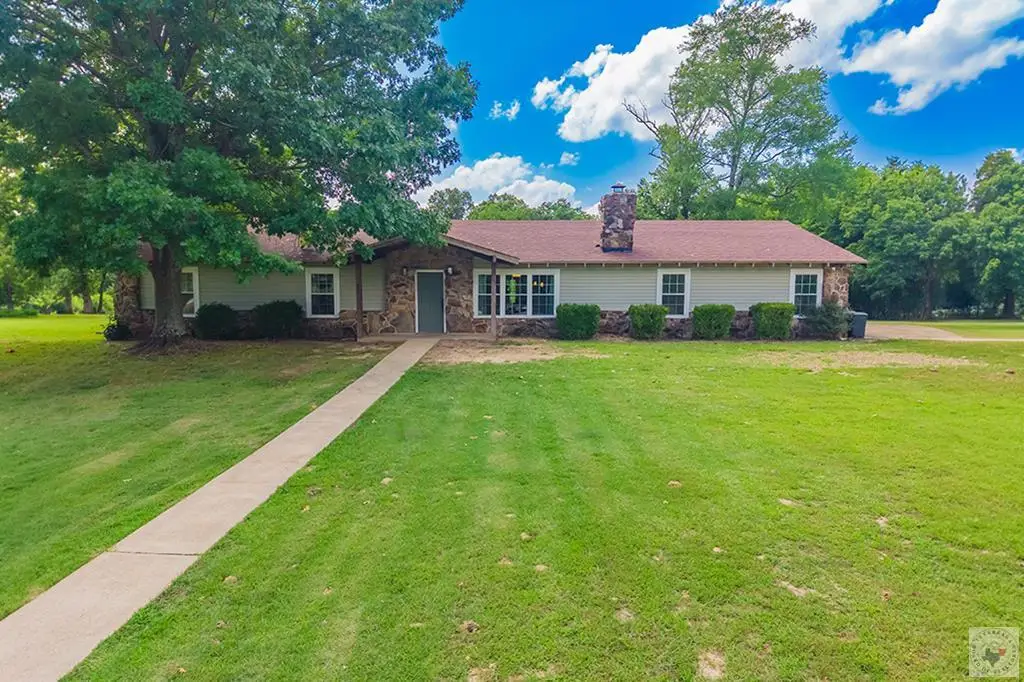 115 Greenwood Cir, De Queen North Township, AR 71832 - #1