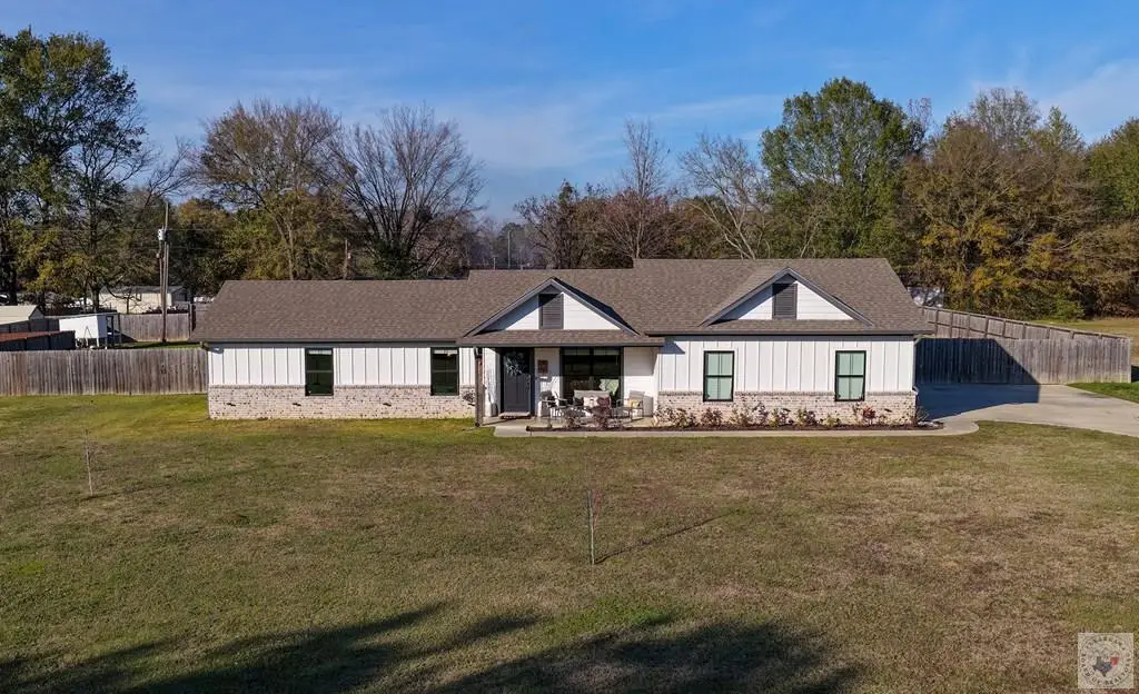 290 Bunker Hill, Hooks, TX 75561 - #1