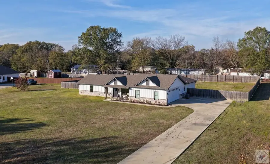 290 Bunker Hill, Hooks, TX 75561 - #2