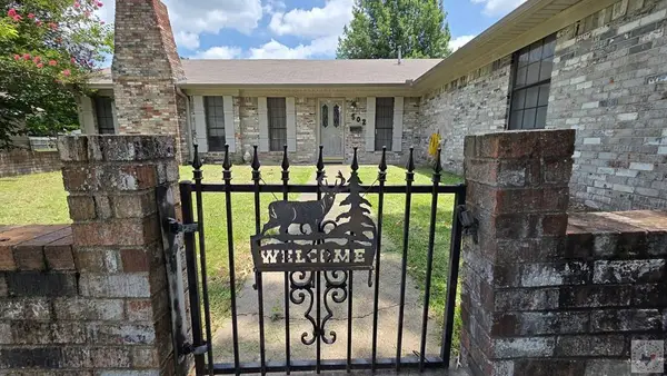502 Ratcliff, New Boston, TX 75570