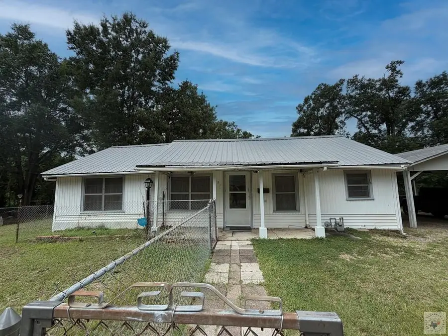 321 Orleans St, Texarkana, AR 71854 - #3