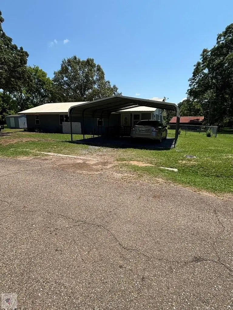 170 Manning Rd, Hooks, TX 75561 - #3
