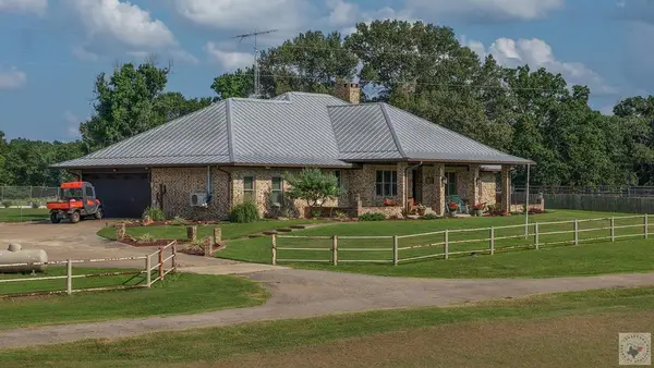2213 County Road 3140, Cooksville, TX 75558