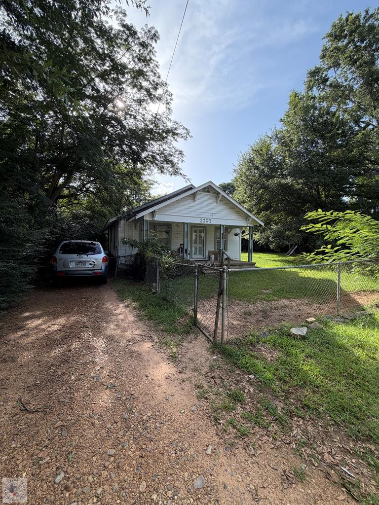 2207 Lowell St, Texarkana, AR 71854 - #1