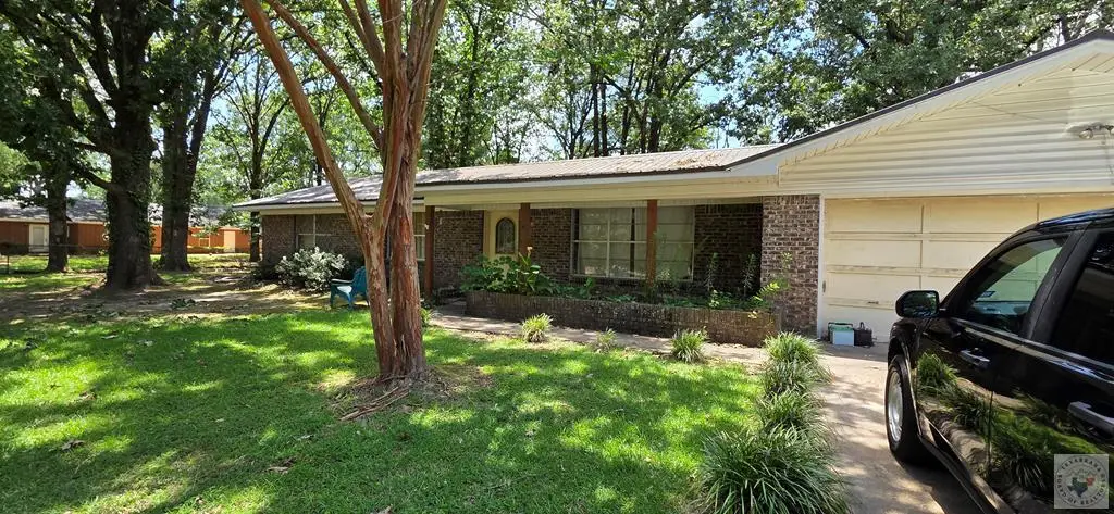 503 E 9th Street, Hooks, TX 75561 - #1
