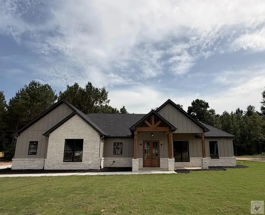 210 Stonebrook Ct, Gilmer, TX 75640 - #2