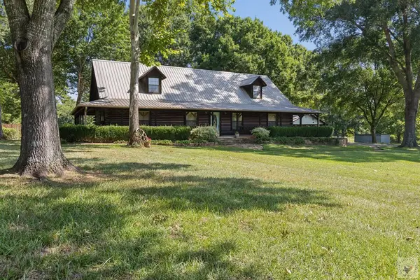 2105 Cr 2111, Hooks, TX 75561