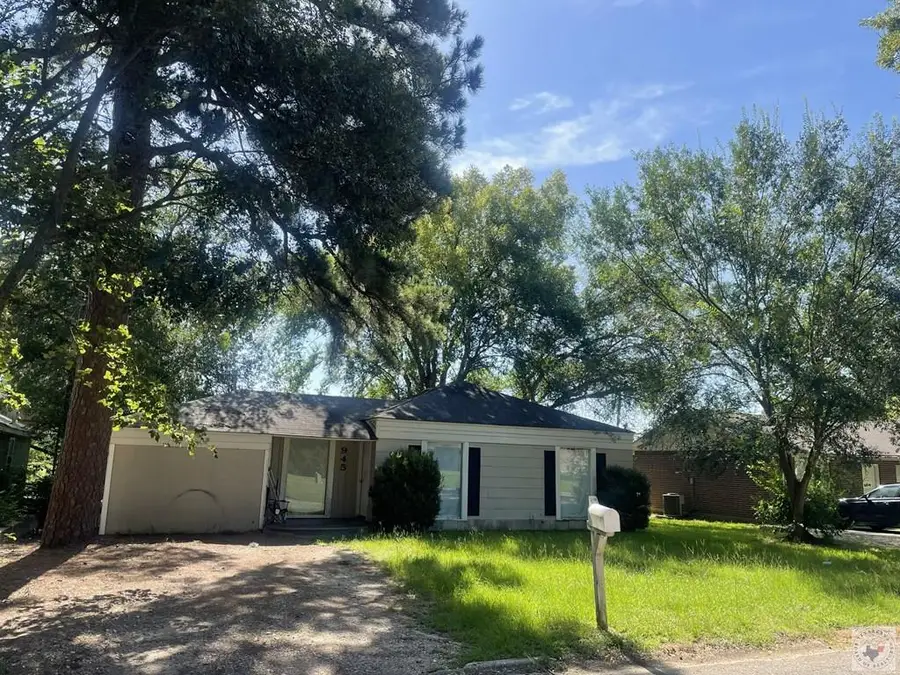 945 Guam St., Wake Village, TX 75501 - #3