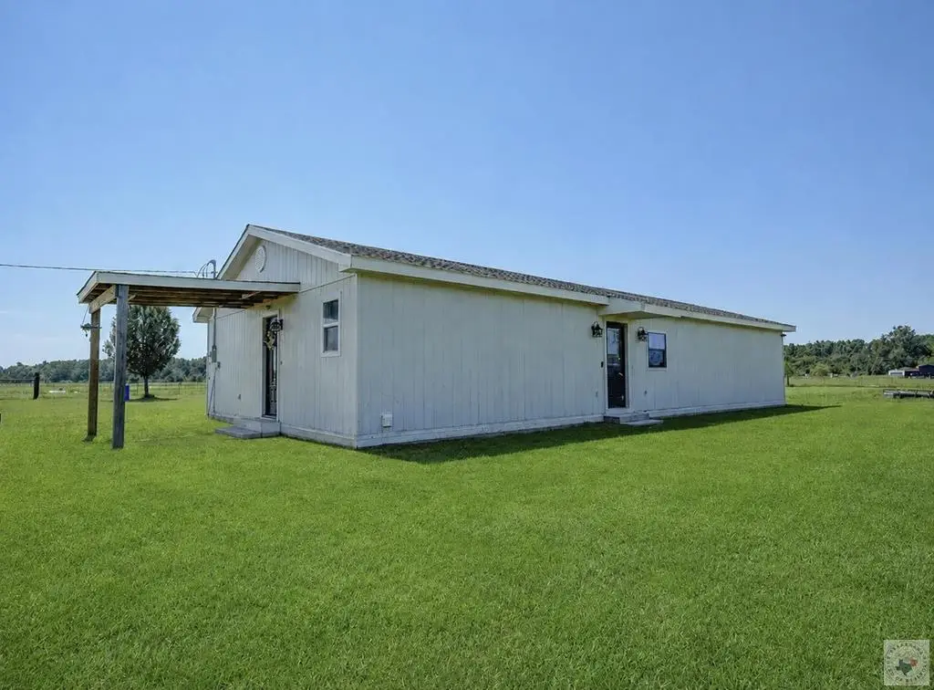 2911 Hwy 98, New Boston, TX 75570 - #1