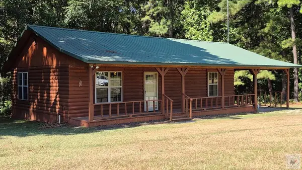 5015 Fm 561, Simms, TX 75574
